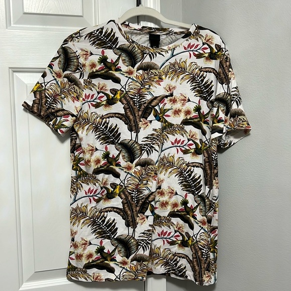 Men’s H&M print shirt - Picture 2 of 4
